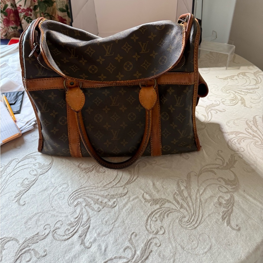 Louis Vuitton Vintage soft sided small dog carrier. A wonderful travel bag!